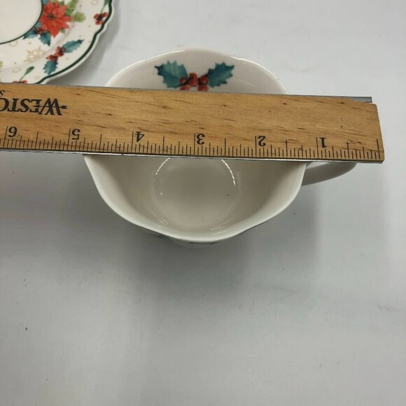 Eileen's Reserve New Anchor Inc Tea Cup and Saucer Set Poinsettia Floral Design - Picture 14 of 14